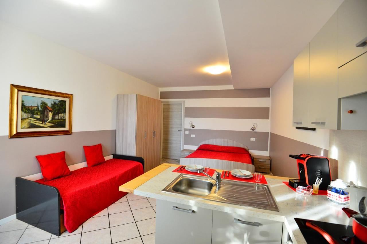 Antiche Mura Casa Vacanze Puegnago Buitenkant foto